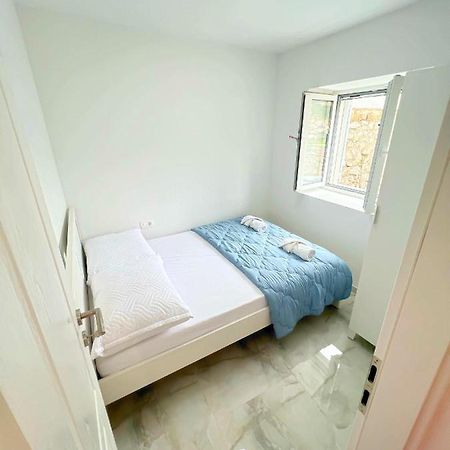 Apartman Laura Mlini Eksteriør billede